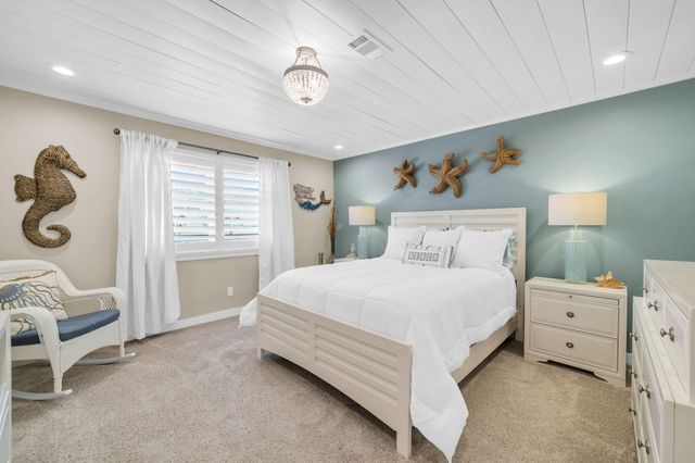 610 Lagoon Drive, Destin, FL 32541