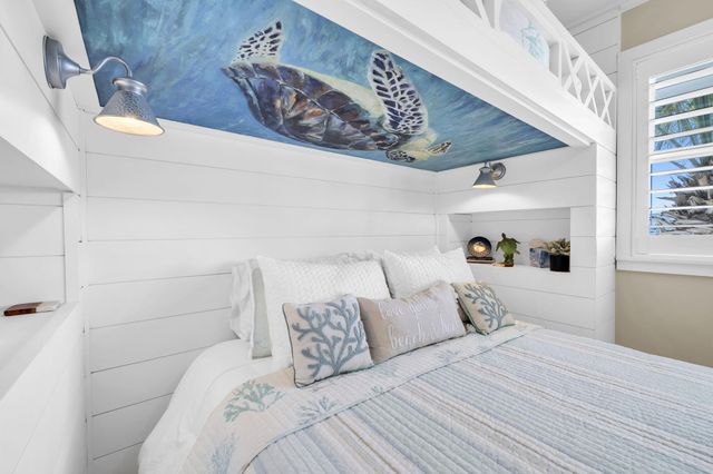 610 Lagoon Drive, Destin, FL 32541