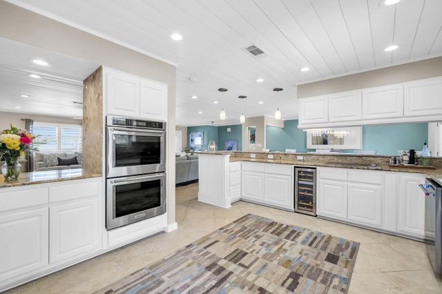 610 Lagoon Drive, Destin, FL 32541