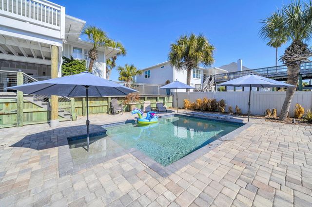 610 Lagoon Drive, Destin, FL 32541
