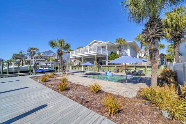 610 Lagoon Drive, Destin, FL 32541