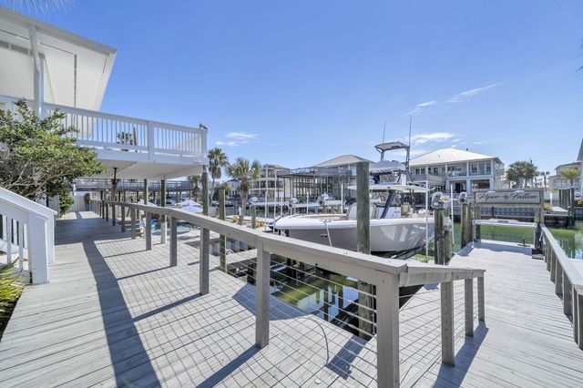 610 Lagoon Drive, Destin, FL 32541