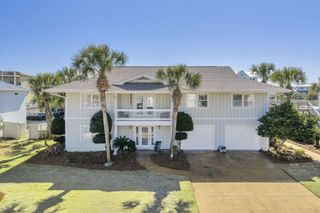 610 Lagoon Drive, Destin, FL 32541