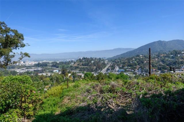 3118 Goodview Trail, Los Angeles, CA 90068