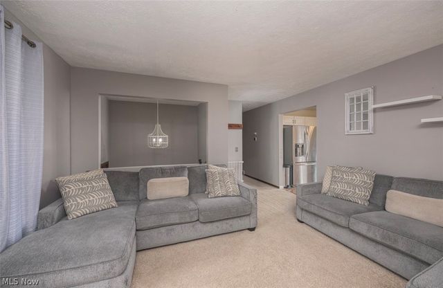 5326 Hillsboro Avenue SE, Canton, OH 44707