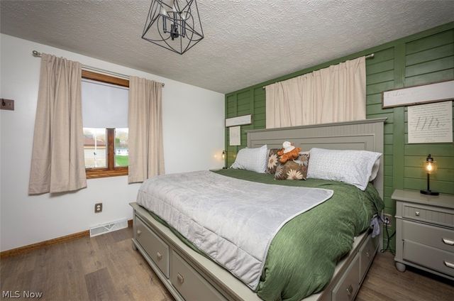 5326 Hillsboro Avenue SE, Canton, OH 44707