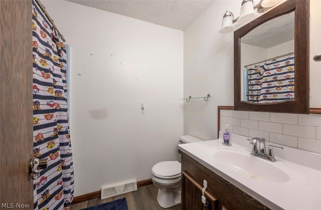 5326 Hillsboro Avenue SE, Canton, OH 44707