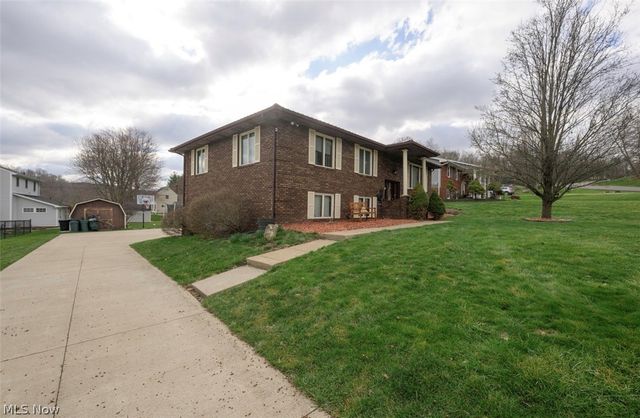 5326 Hillsboro Avenue SE, Canton, OH 44707