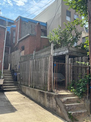 2306 1ST ST NW, Washington, DC 20001
