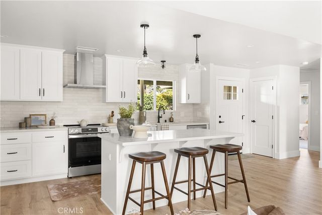 2 Canterbury Circle, Chico, CA 95926