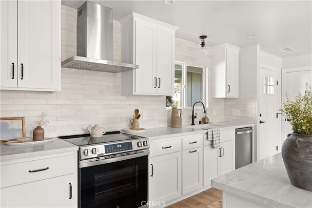 2 Canterbury Circle, Chico, CA 95926