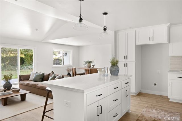 2 Canterbury Circle, Chico, CA 95926