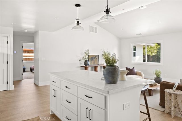 2 Canterbury Circle, Chico, CA 95926