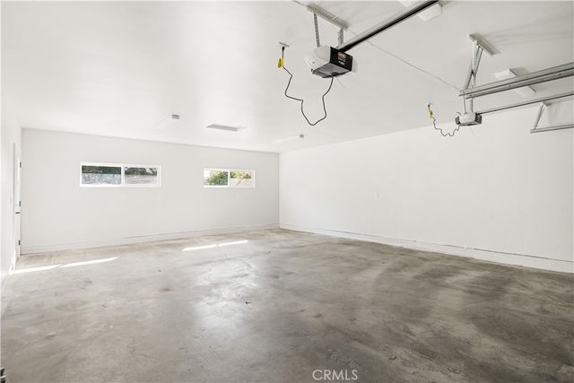 2 Canterbury Circle, Chico, CA 95926