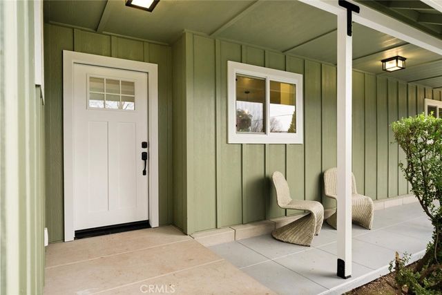 2 Canterbury Circle, Chico, CA 95926