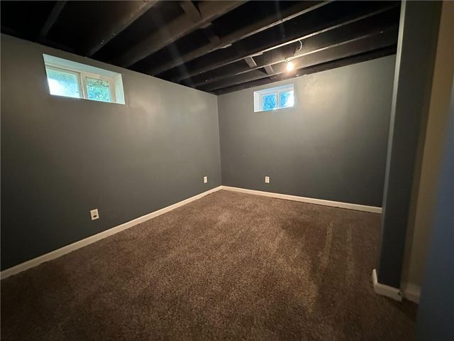 10401 E 69th Street, Raytown, MO 64133