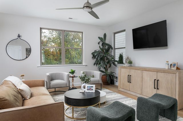 9743 Fox Gap Lane 327, Hixson, TN 37343