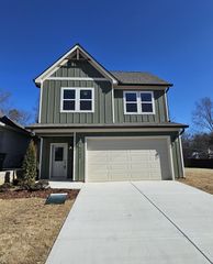 9743 Fox Gap Lane 327, Hixson, TN 37343