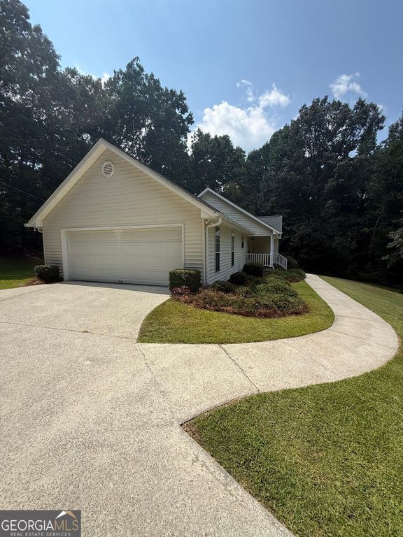 4402 Nub Garland Road, Toccoa, GA 30577 — photo 4