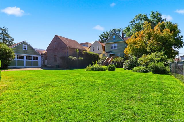 315 Sickles Avenue, New Rochelle, NY 10801