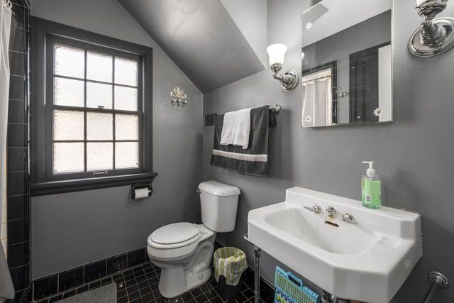 3356 N 48th STREET, Milwaukee, WI 53216