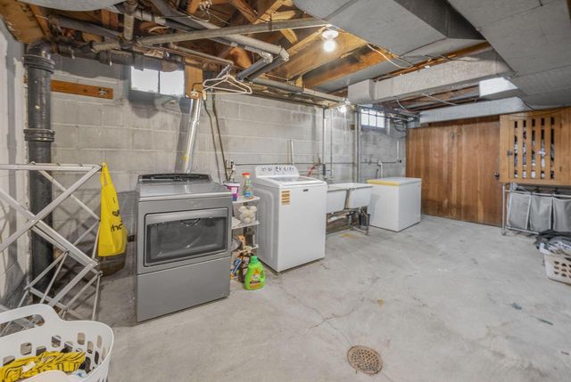 3356 N 48th STREET, Milwaukee, WI 53216