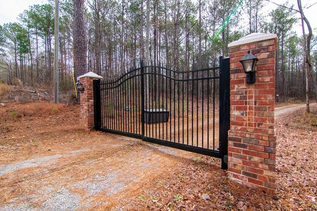 3337 Lower Blue Springs Road, Hamilton, GA 31811