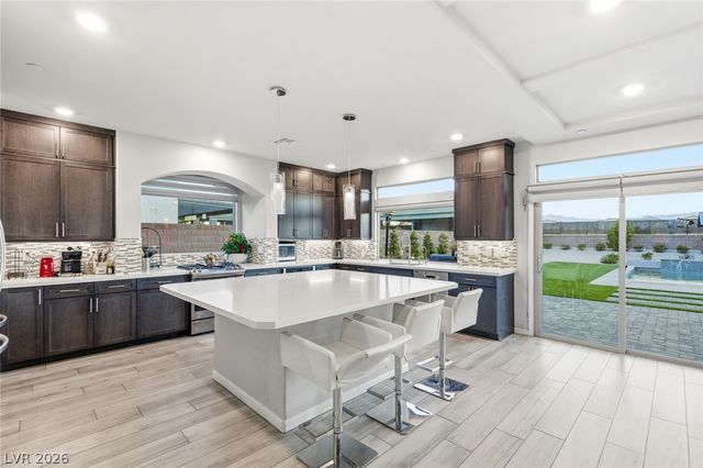 8727 Twisted Vine Lane, Las Vegas, NV 89139
