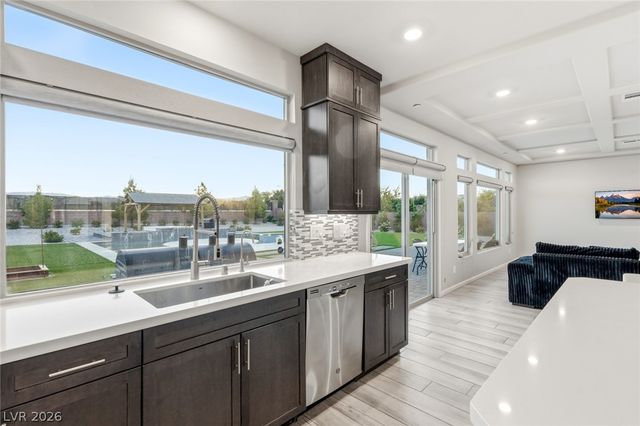 8727 Twisted Vine Lane, Las Vegas, NV 89139