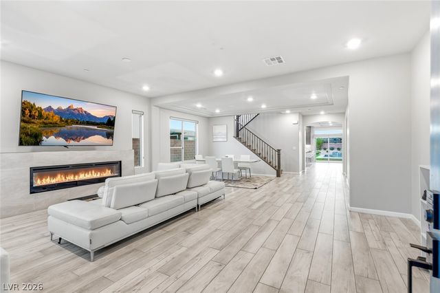 8727 Twisted Vine Lane, Las Vegas, NV 89139