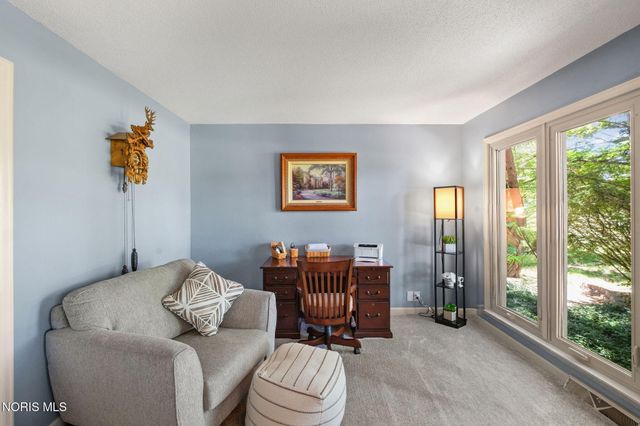 29241 Bates Road, Perrysburg, OH 43551