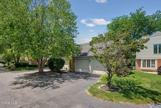 29241 Bates Road, Perrysburg, OH 43551