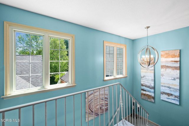 29241 Bates Road, Perrysburg, OH 43551