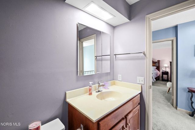 29241 Bates Road, Perrysburg, OH 43551