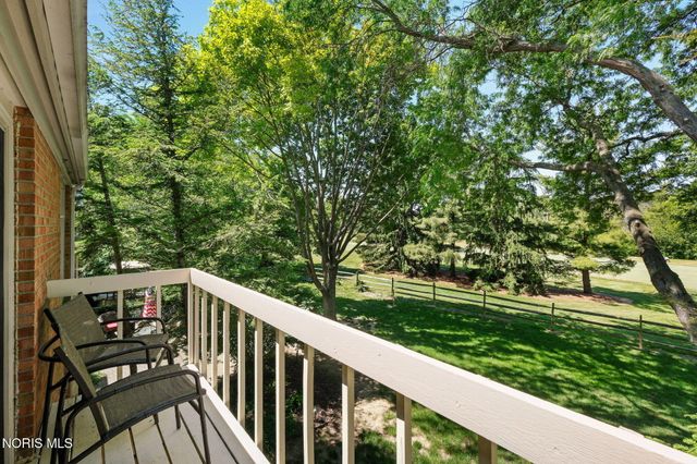 29241 Bates Road, Perrysburg, OH 43551