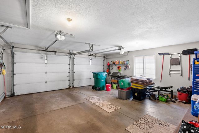 29241 Bates Road, Perrysburg, OH 43551