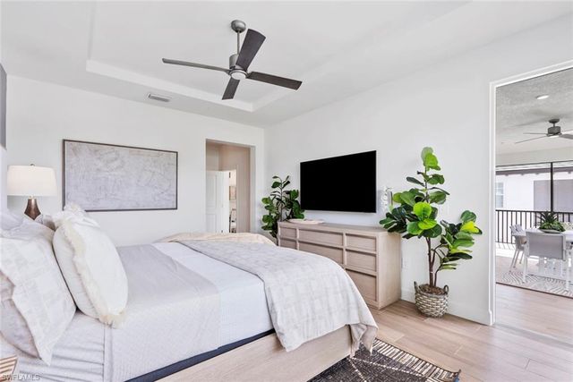 16889 Fairgrove Way Unit 201, Naples, FL 34110