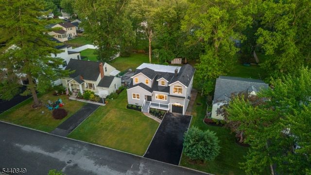 25 Montgomery Rd, Livingston Twp., NJ 07039
