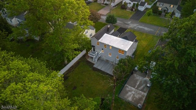25 Montgomery Rd, Livingston Twp., NJ 07039