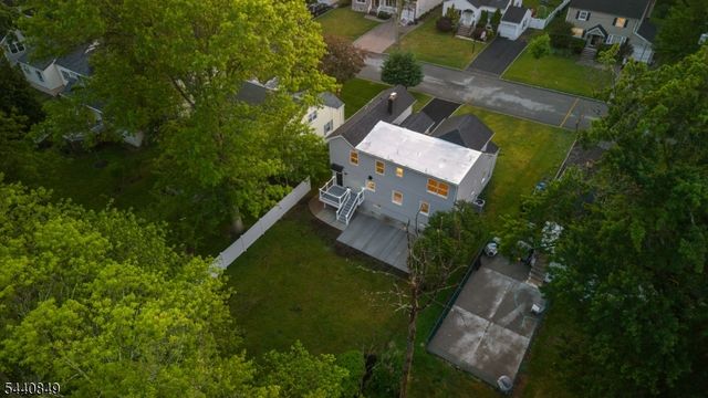 25 Montgomery Rd, Livingston Twp., NJ 07039