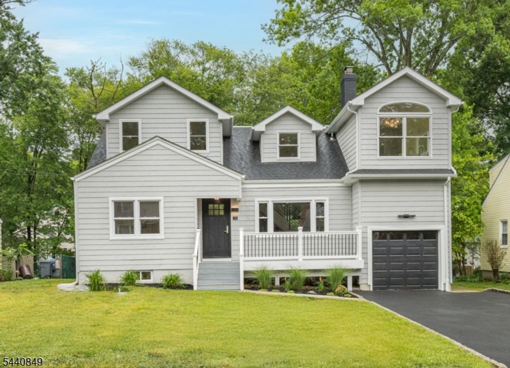 25 Montgomery Rd, Livingston Twp., NJ 07039