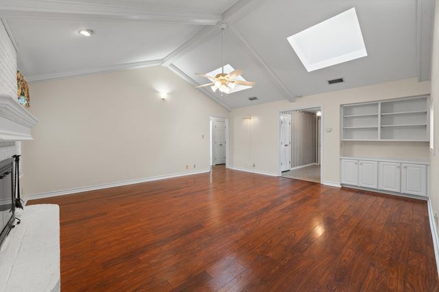 1002 Berkley Drive, Cleburne, TX 76033