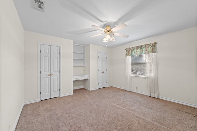 1002 Berkley Drive, Cleburne, TX 76033