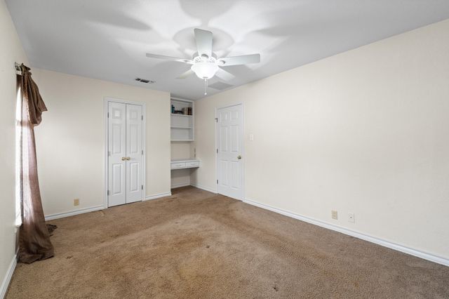 1002 Berkley Drive, Cleburne, TX 76033