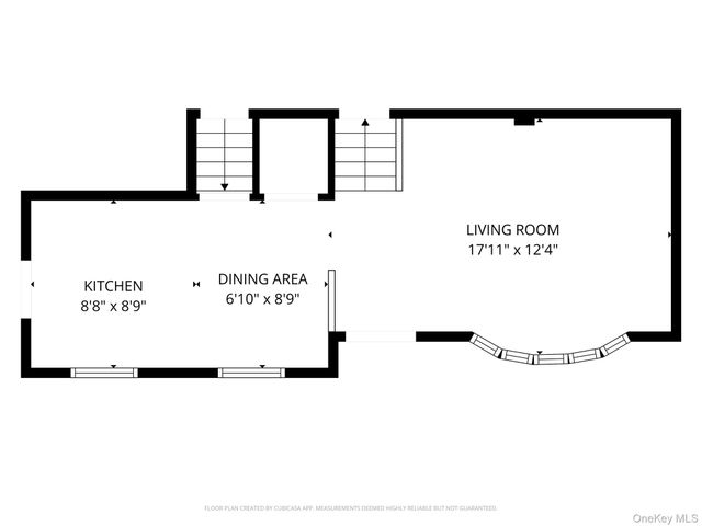 820 N Indiana Avenue, Lindenhurst, NY 11757