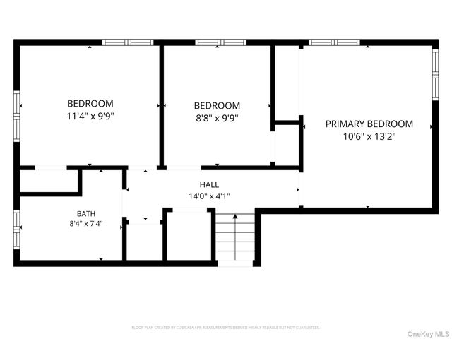 820 N Indiana Avenue, Lindenhurst, NY 11757