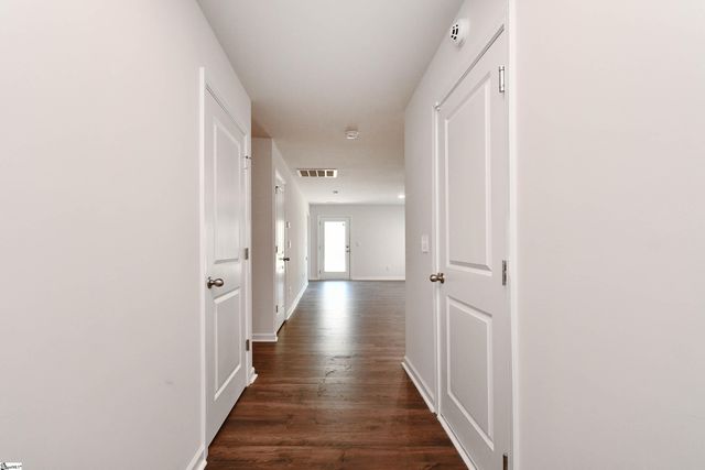 143 Boxbury Way, Fountain Inn, SC 29644