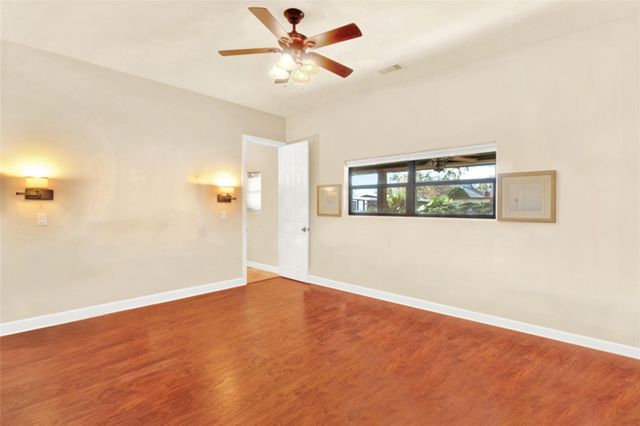 50 Lazy Lane, Kemah, TX 77565