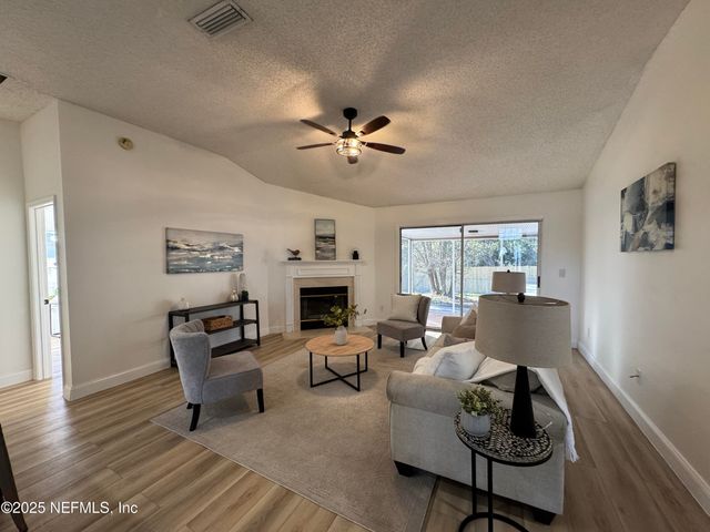 7052 SHADY PINE Street W, Jacksonville, FL 32244