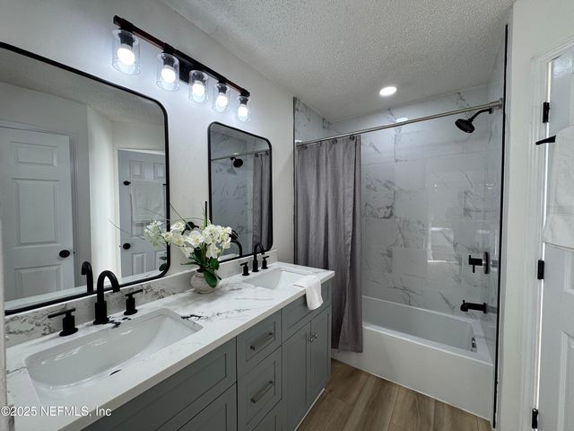 7052 SHADY PINE Street W, Jacksonville, FL 32244